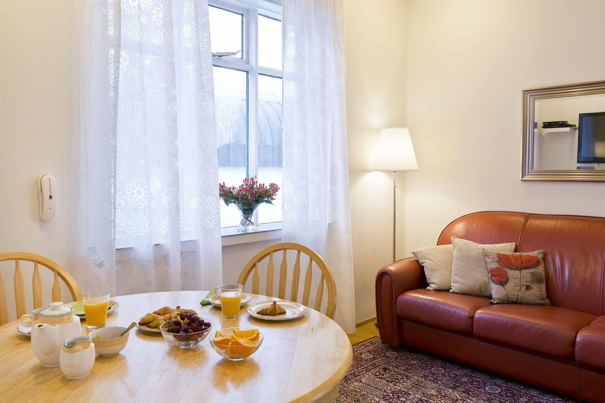 Castle House & Embassy Luxury Apartments ريكيافيك المظهر الخارجي الصورة